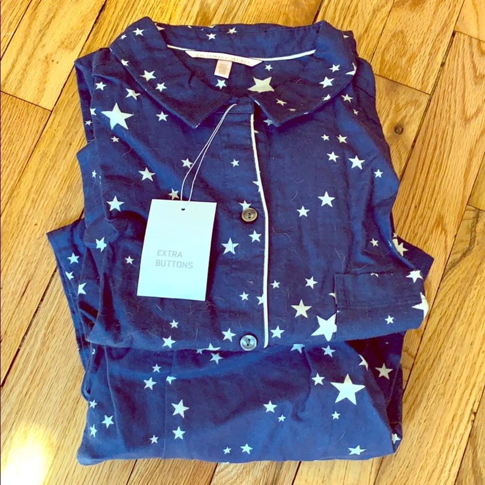Victoria’s Secret Flannel Pajamas never worn!